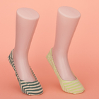 Adulti unisex 	Non slitti i calzini invisibili non ingialliscono calzini della fodera di manifestazione con l'antibatterico