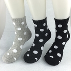 Il colore barra i calzini del cotone riciclati nylon per la dimensione su ordine degli adulti unisex
